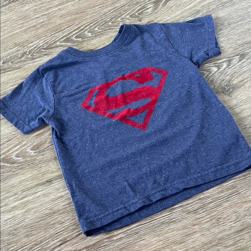 Superman T-shirt navy white specks Kids Tee Red Superman Shield Graphic 5T